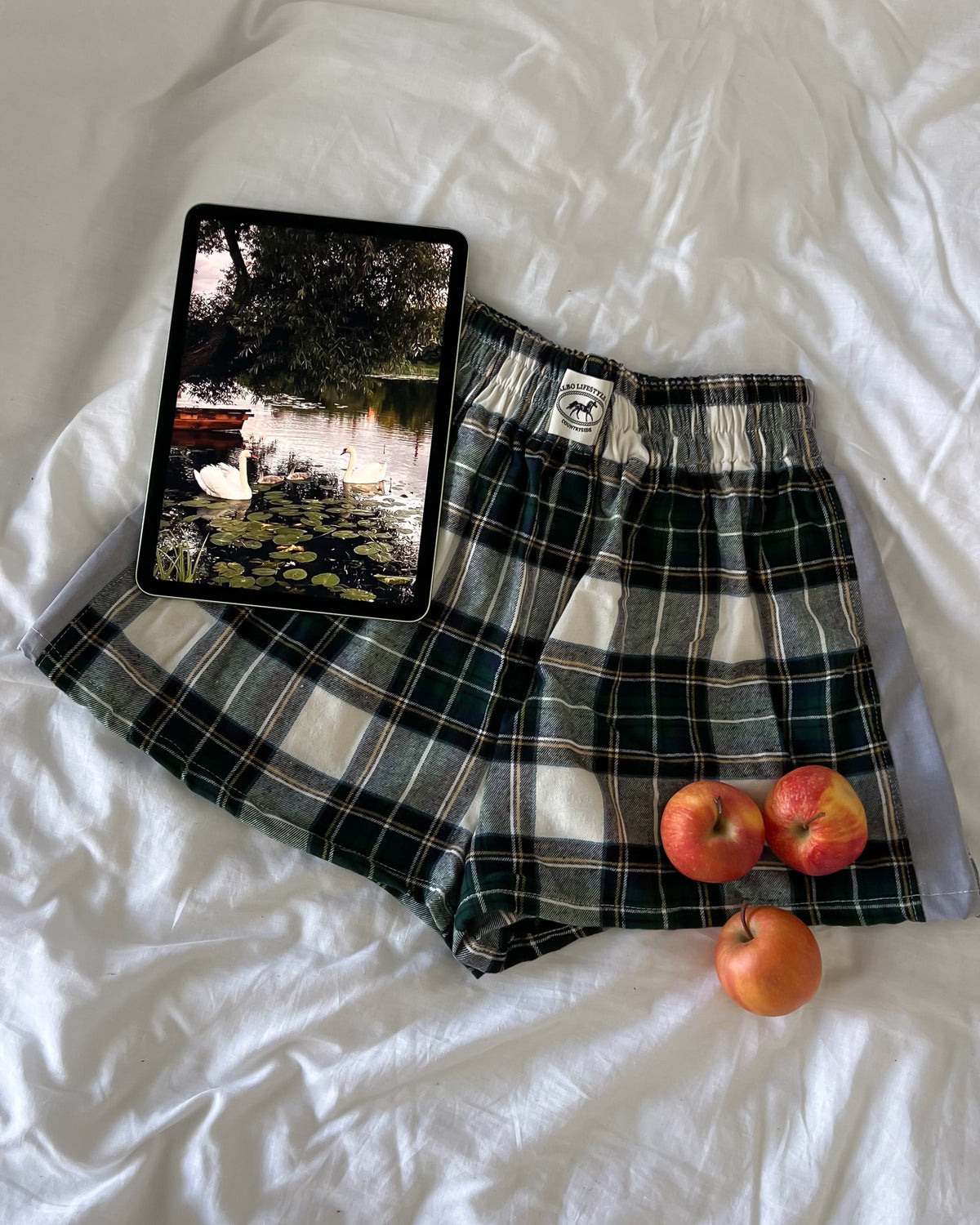 Le short Countryside - Tartan emerald bande cloudy 🦢