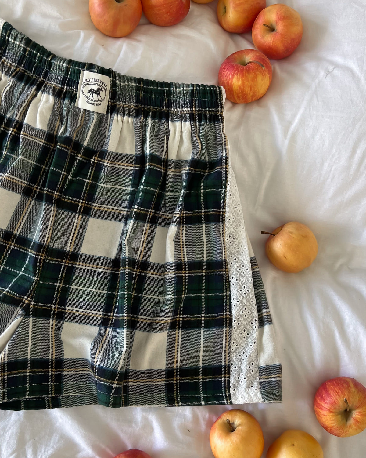 Le short Countryside - Tartan emerald broderie anglaise 🦢