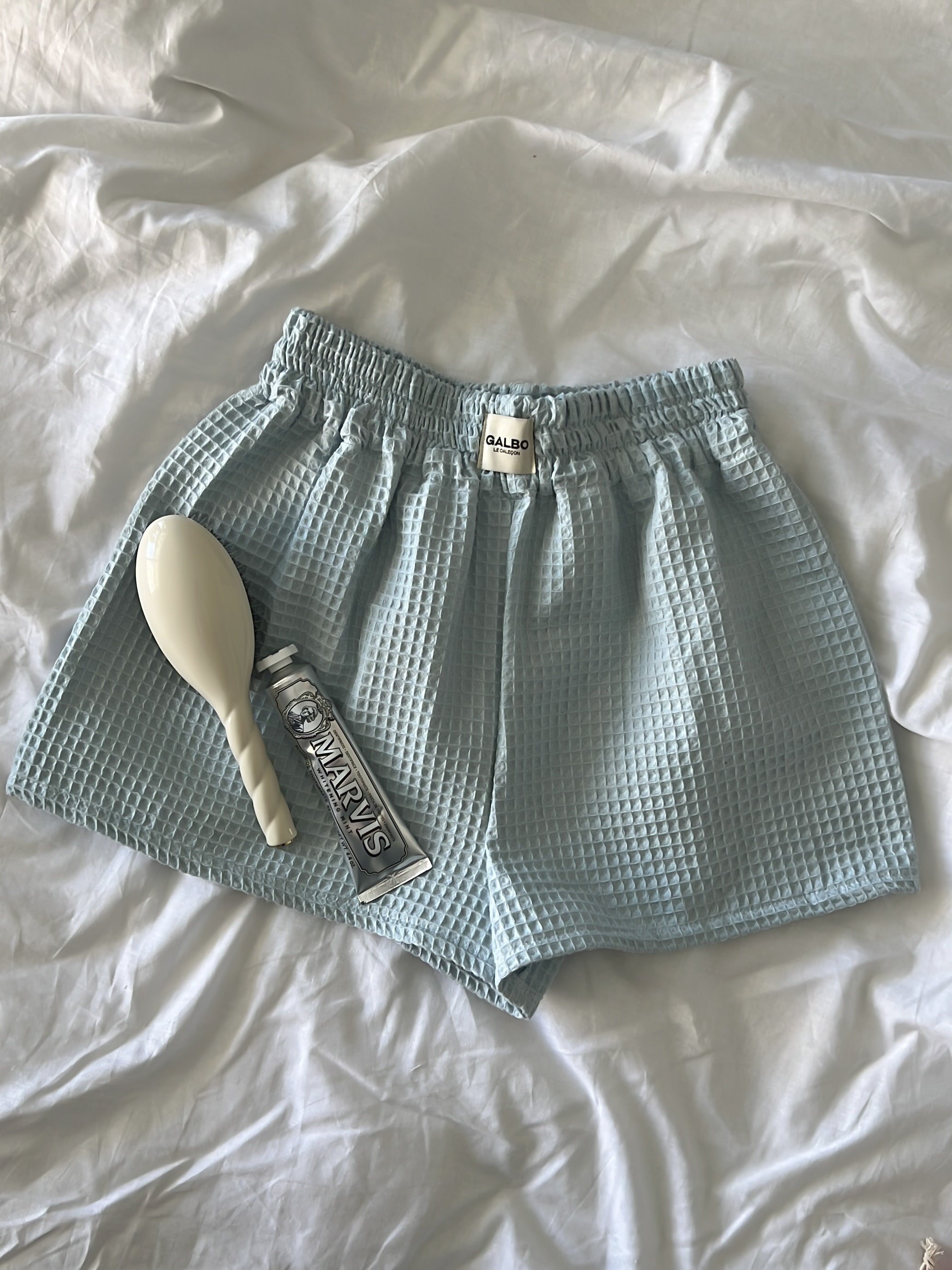 Le Short Beaulieu - Nid d’abeille Baby Blue 🐬