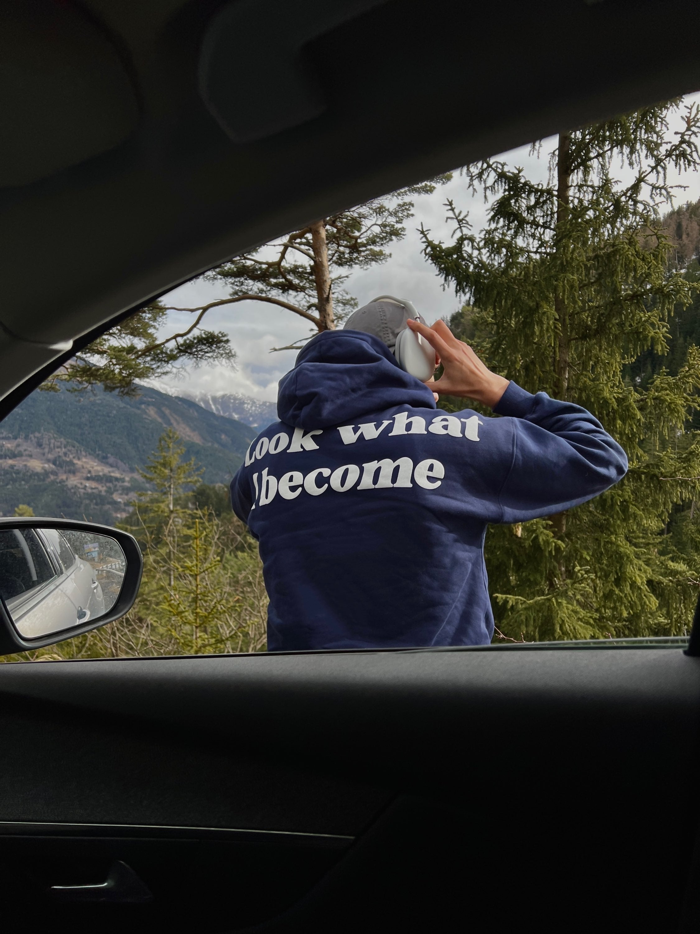 Le Hoodie Galbo Sport - Look What I Become