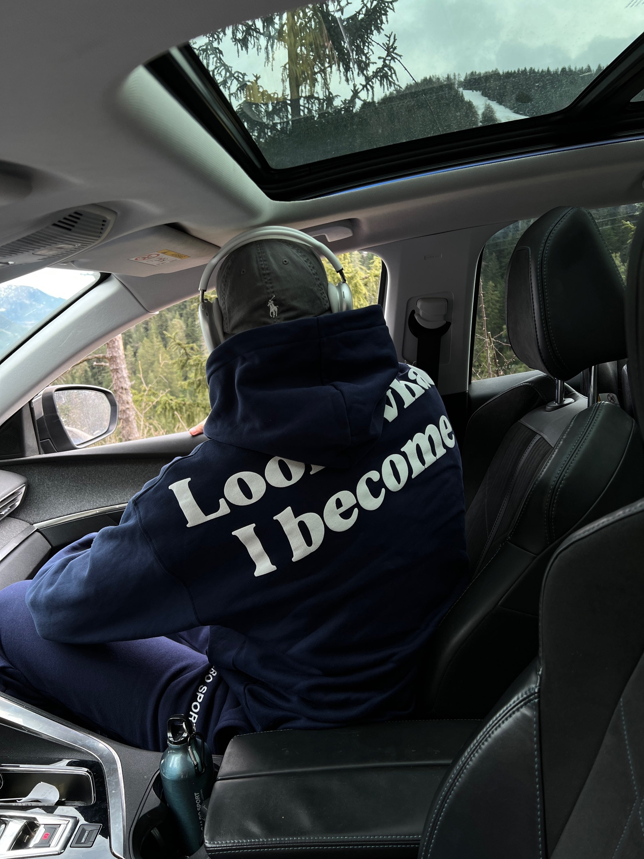 Le Hoodie Galbo Sport - Look What I Become