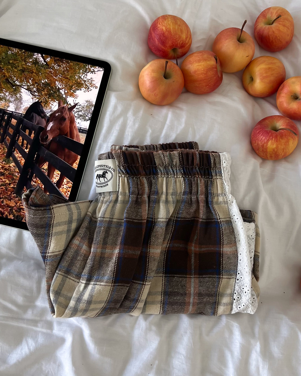 Le short Countryside - Tartan Pecan Pie broderie anglaise 🥧